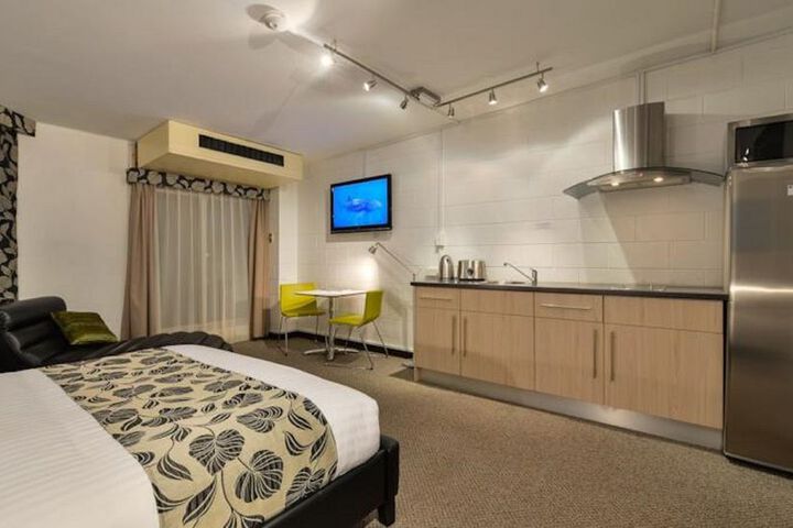 Room 6 of 54