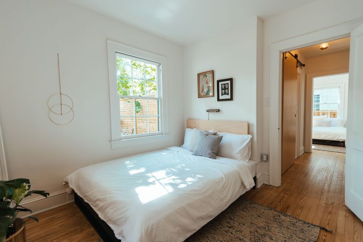 Room 6 of 6
