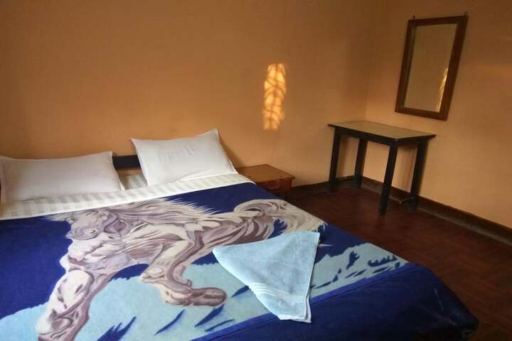 Room 3 of 66