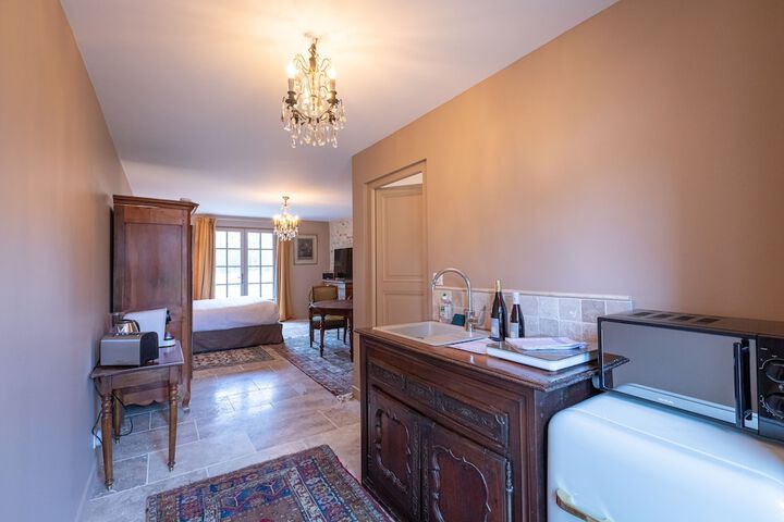 Room 4 of 67