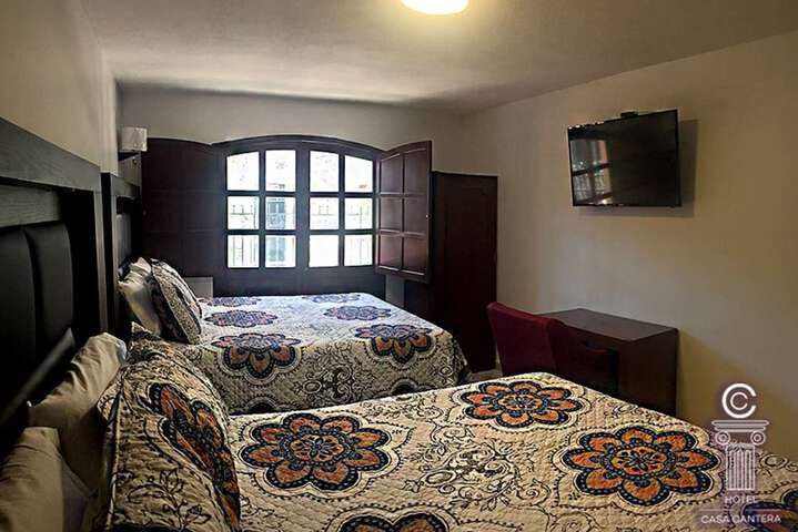 Room 12 of 35