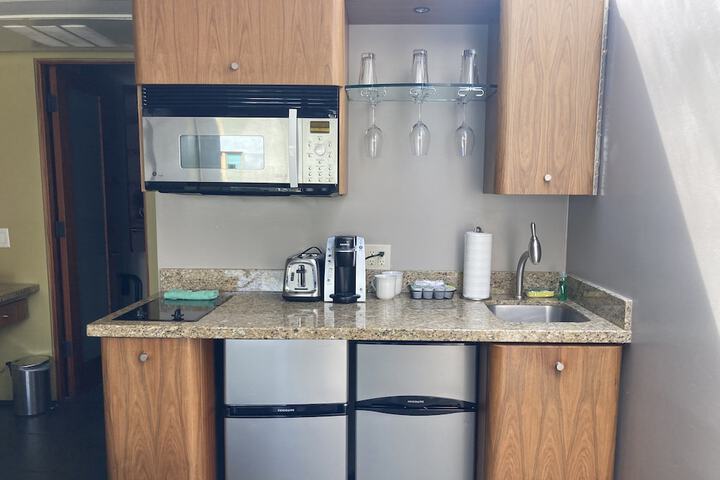 Private kitchenette