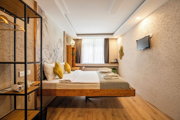 Room 20 of 46