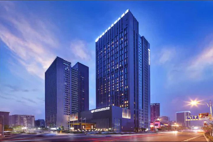 Exterior of Grand New Century Hotel Hangzhou Sumtime