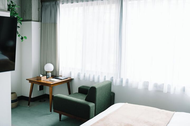Room 23 of 35