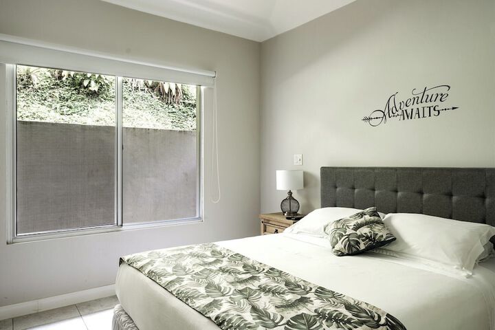 Room 5 of 40