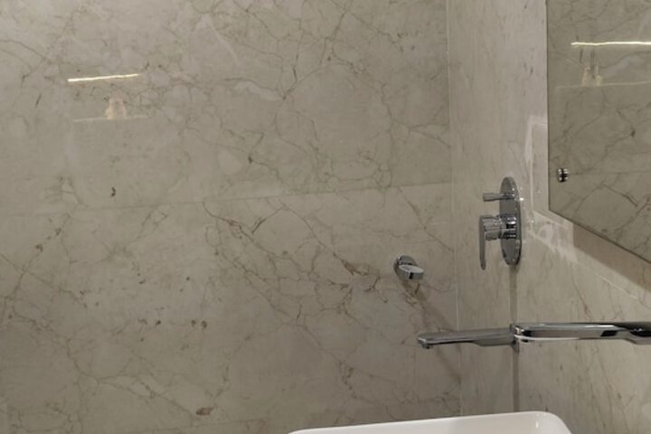 Room 89 of 118