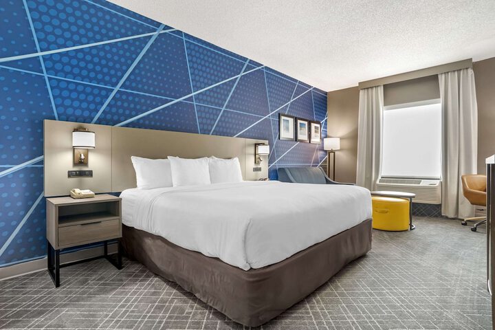 Room 3 of 19