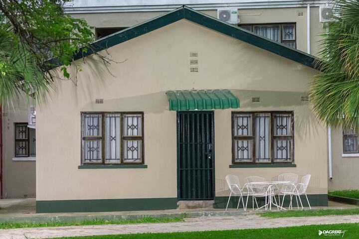 Room 12 of 33