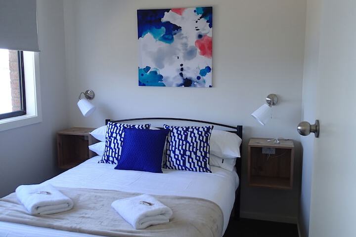Room 22 of 220