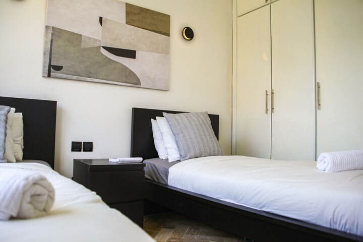 Room 14 of 68