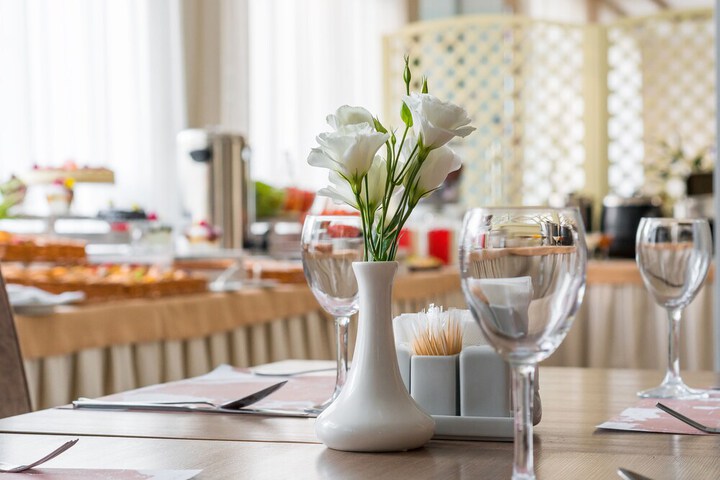 Dining Photos