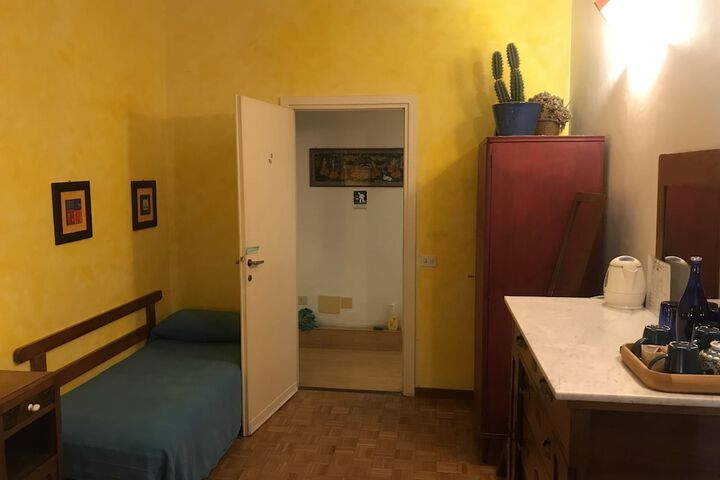 Room 15 of 39