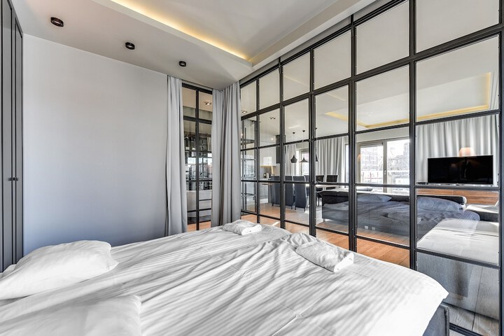 Room 54 of 183