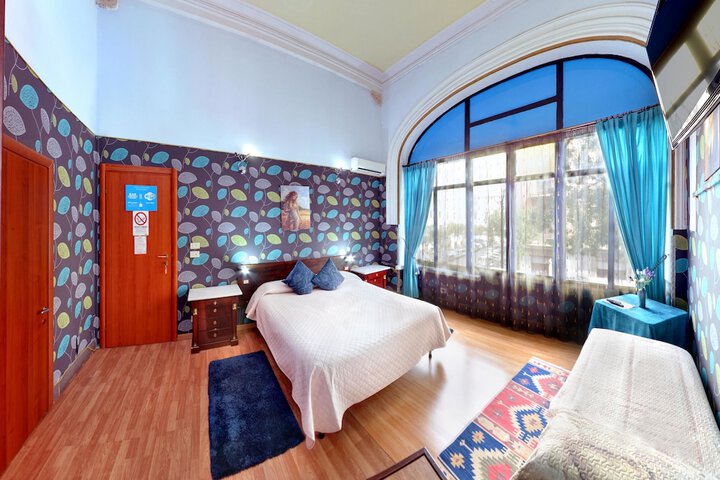 Room 16 of 81