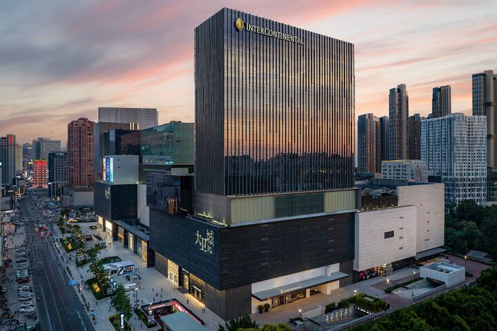 Intercontinental Zhengzhou by IHG