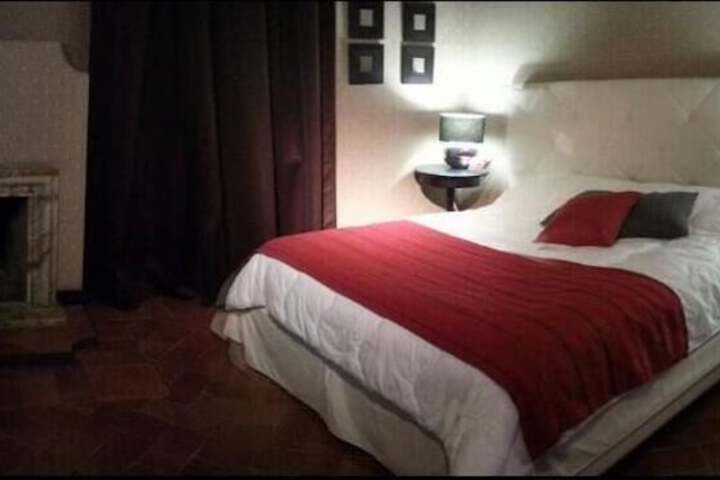 Room 8 of 29