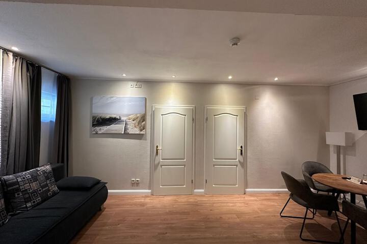 Room 9 of 64