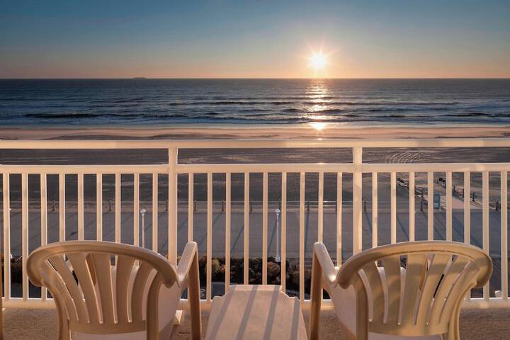 Beach/ocean view