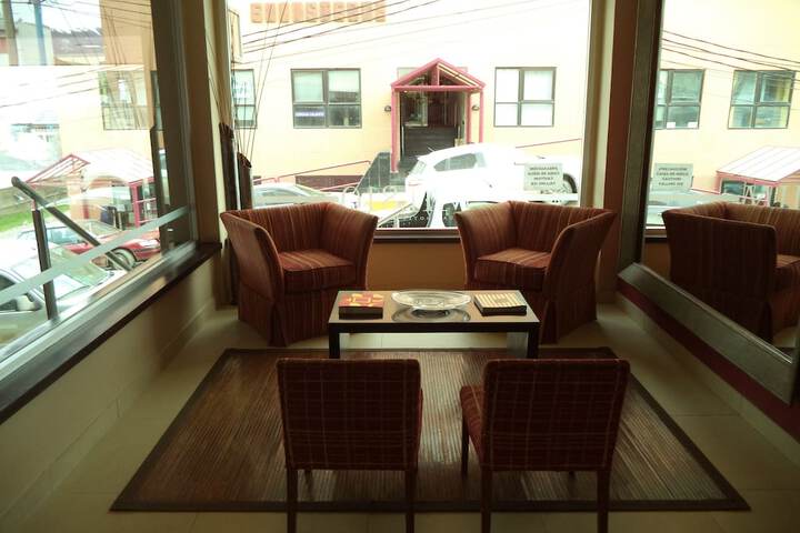 Guest Lobby