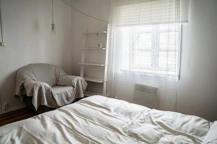 Room 3 of 11