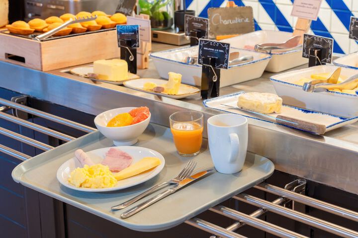 Breakfast/Coffee Service 58 of 76