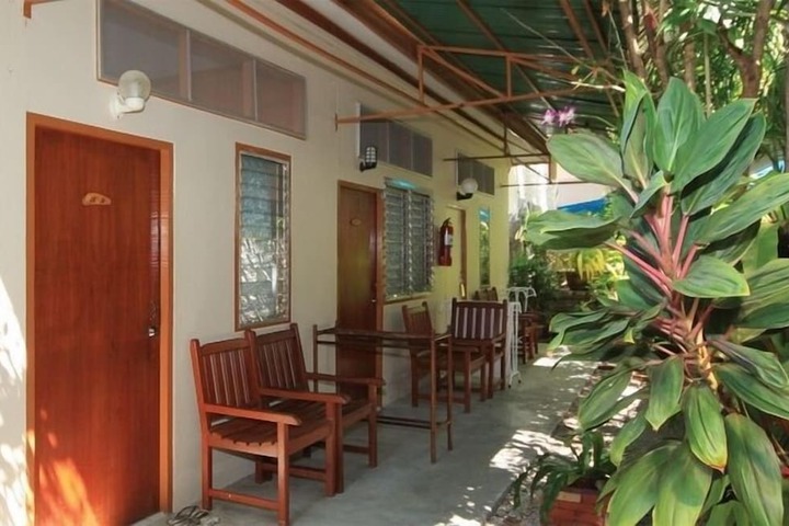 Terrace/Patio 6 of 9
