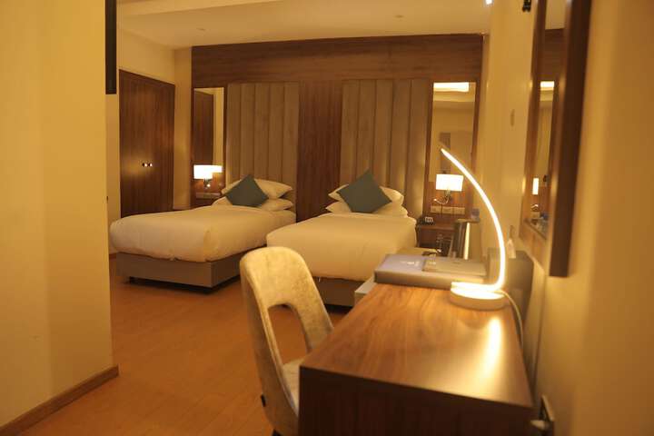 Room 3 of 18