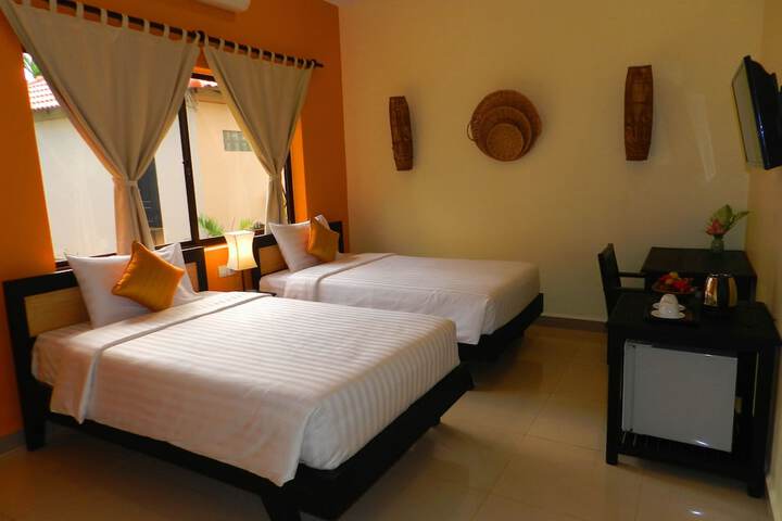 Room 6 of 36
