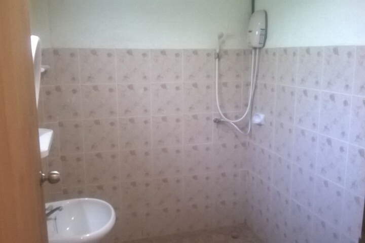 Room 5 of 49