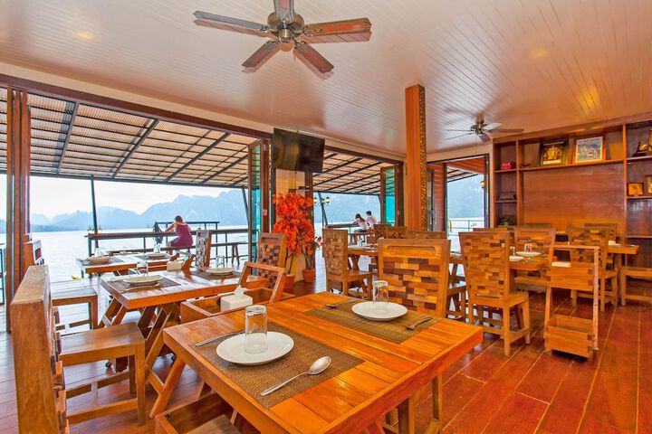 Dining Photos