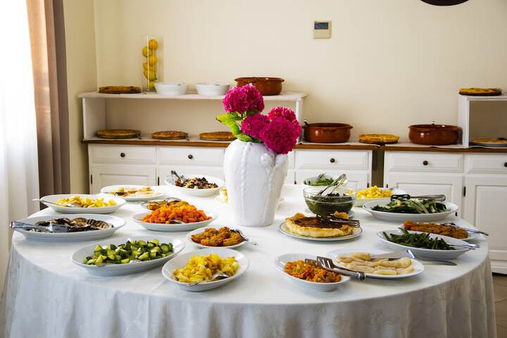 Dining 60 of 125