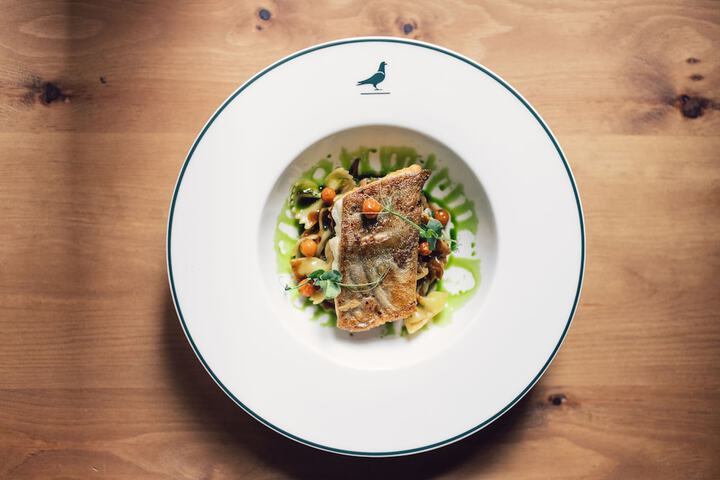 Dining 96 of 125