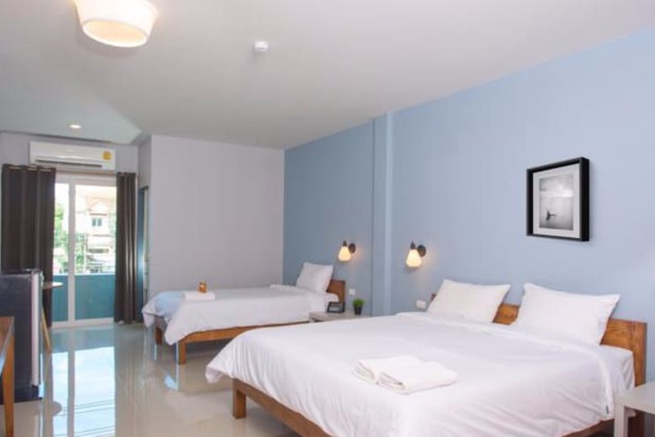 Room 4 of 34
