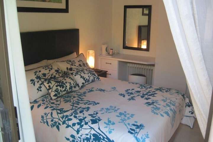 Room 9 of 23