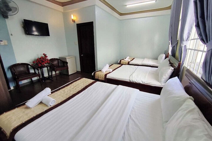 Room 7 of 15
