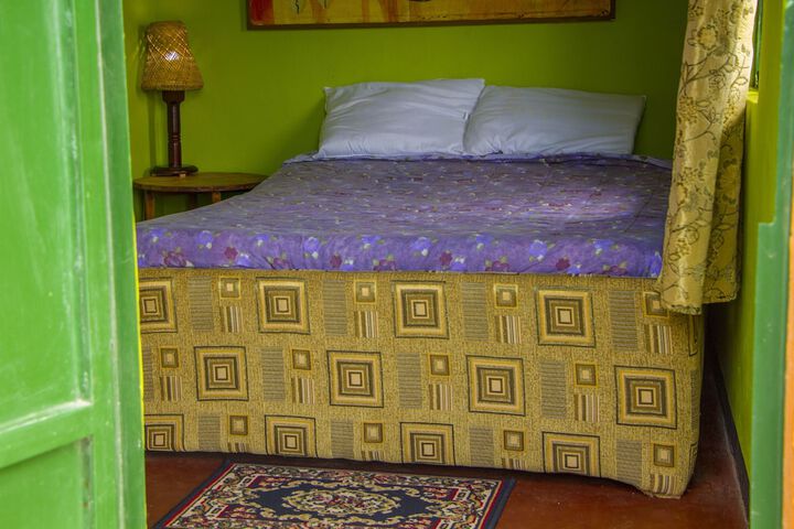 Room 6 of 43