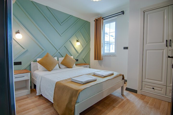 Room 40 of 135