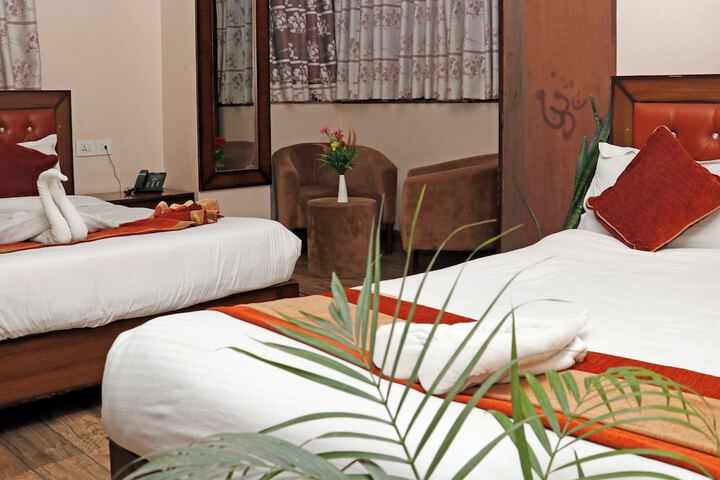 Room 25 of 119