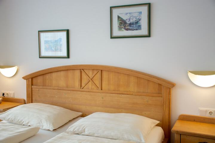 Room 11 of 41