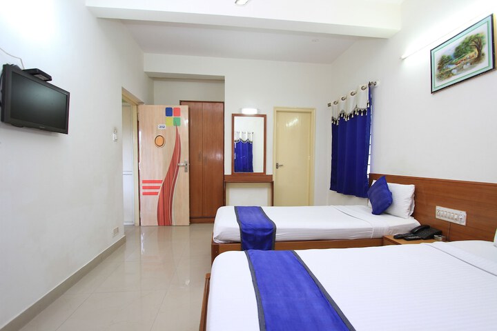 Room 4 of 15