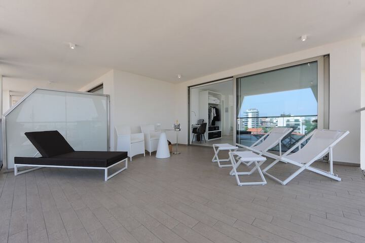 Terrace/Patio 39 of 71