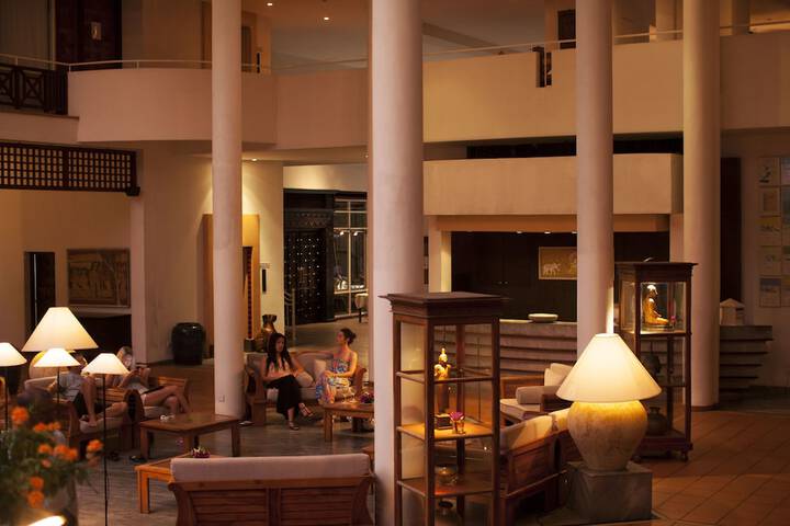 Hotel Lobby