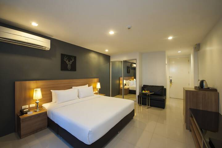 Room 21 of 117