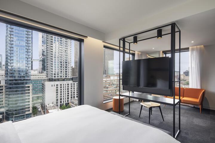 Room 35 of 117