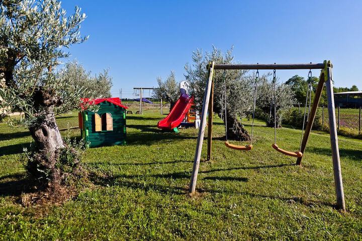 Children's play area - outdoor