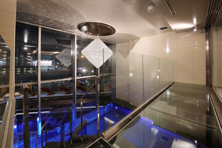 Pool 48 of 73