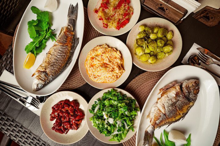 Dining 69 of 79