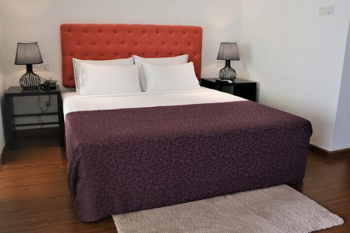 Room 3 of 22