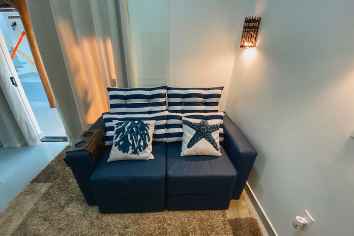 Room 32 of 64